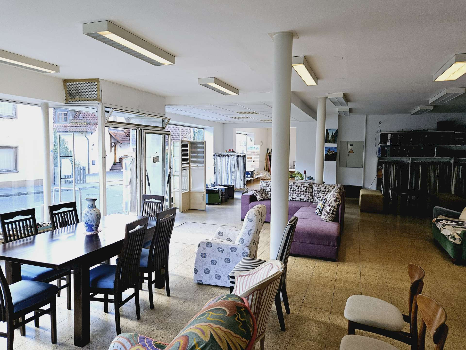 Ladengeschäft Erdgeschoss