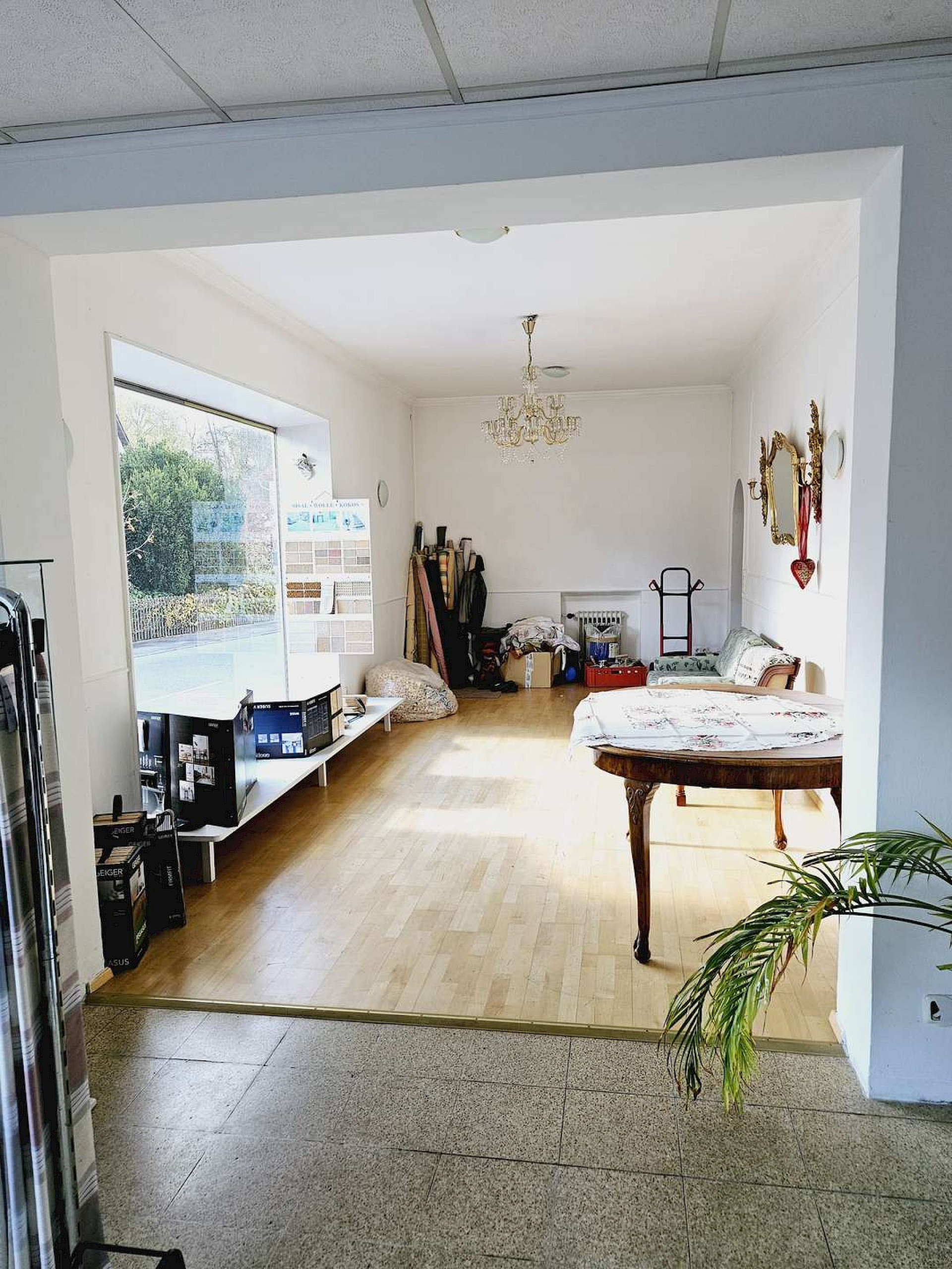 Ladengeschäft Erdgeschoss